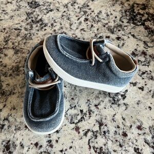 Size 8 Old Navy Denim Blue Kids Sneakers